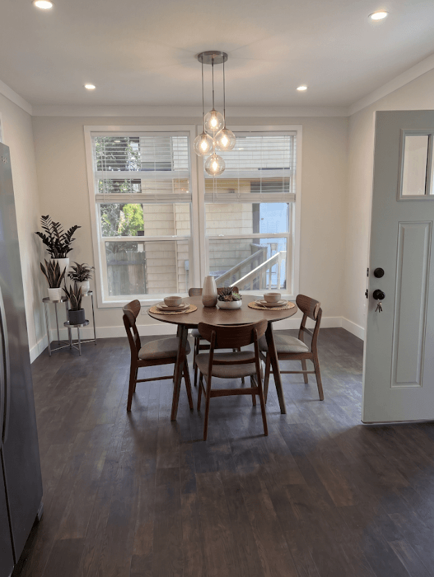 The tiburon interior home features