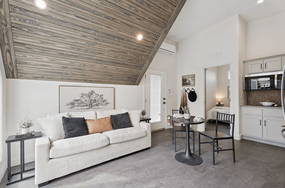 Tahoe interior home features