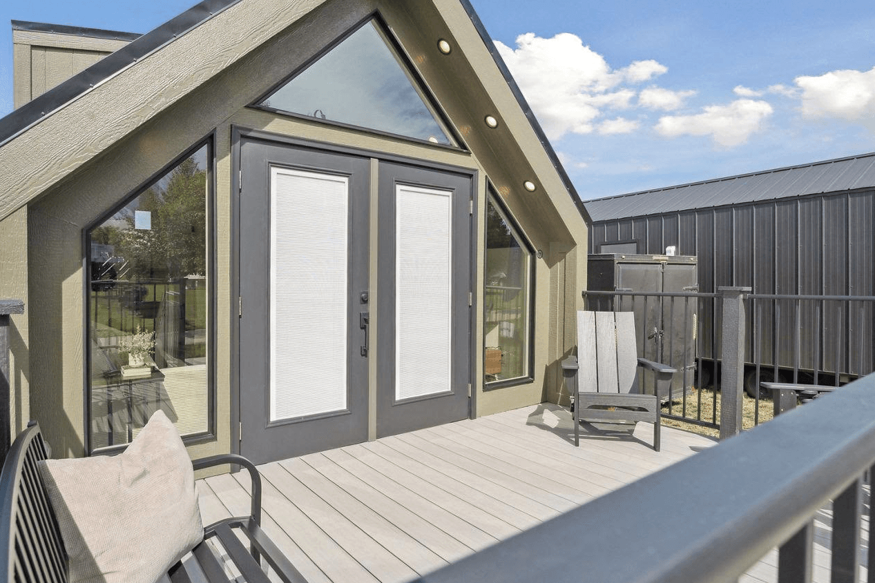 Tahoe exterior home features