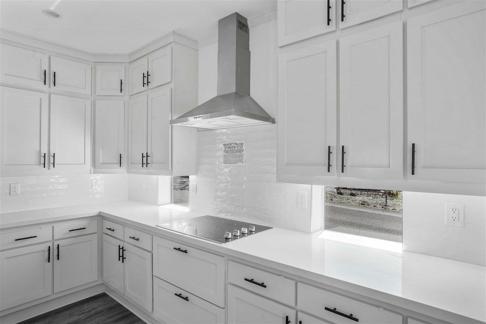 Carrington kitchen and interior home features